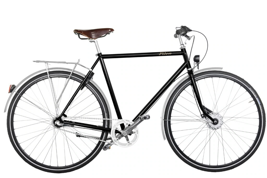 Pilen GT Gents Black RAL 9005. Extra equipment: Saddle Brooks B17 Honey Genuine Leather.
